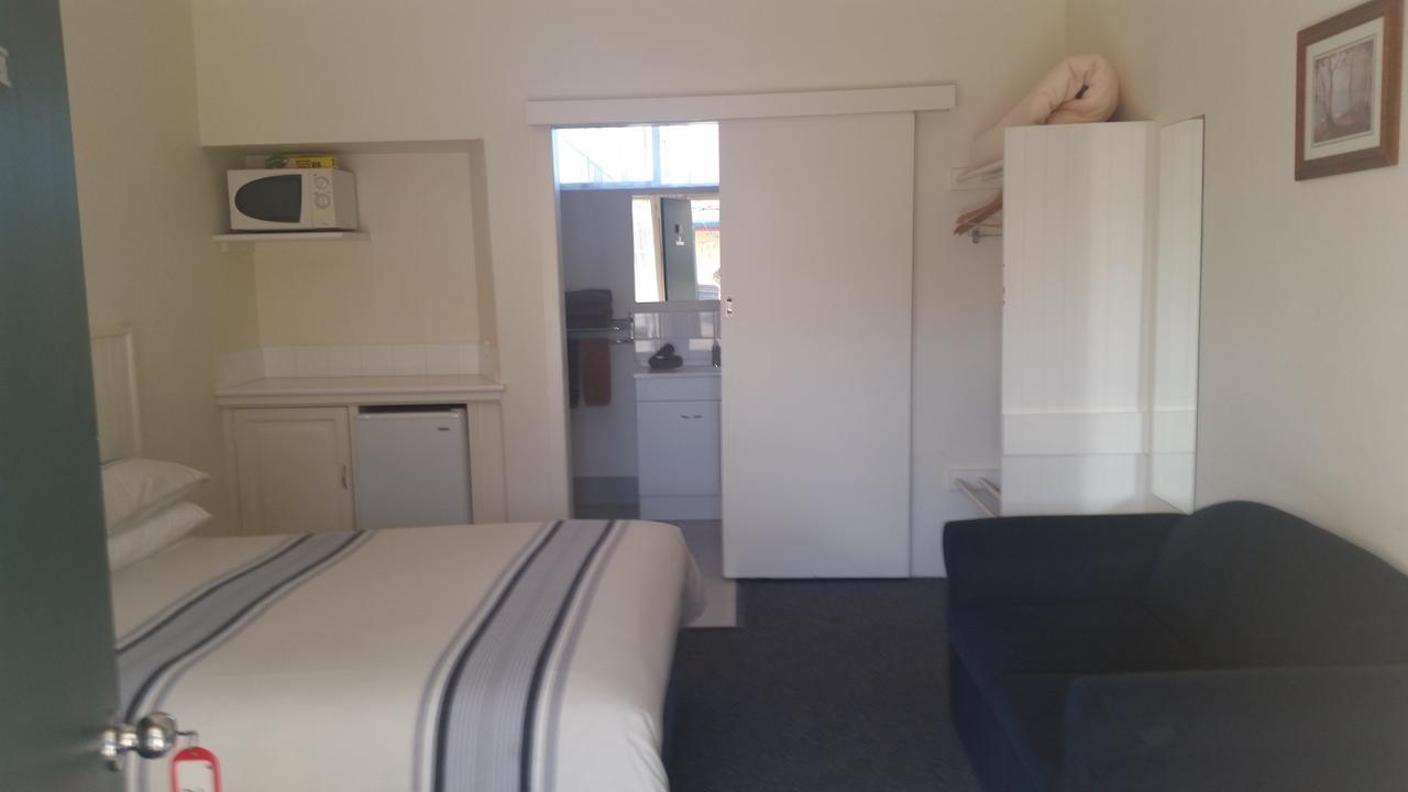 Omeo Motel Exterior foto